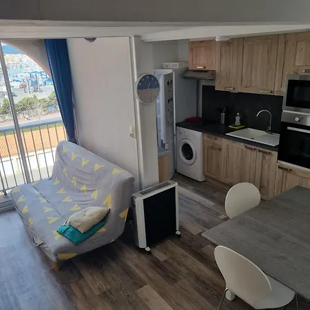 Lumineux - 7 Personnes - Falaises - Port - Parking Appartement *